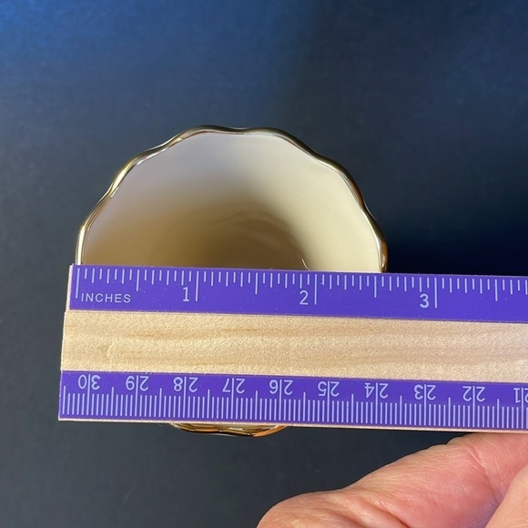 Lenox Special Bud Vase 4” Embossed Roses Gold Trim Ivory Scalloped Footed USA - Picture 3 of 8